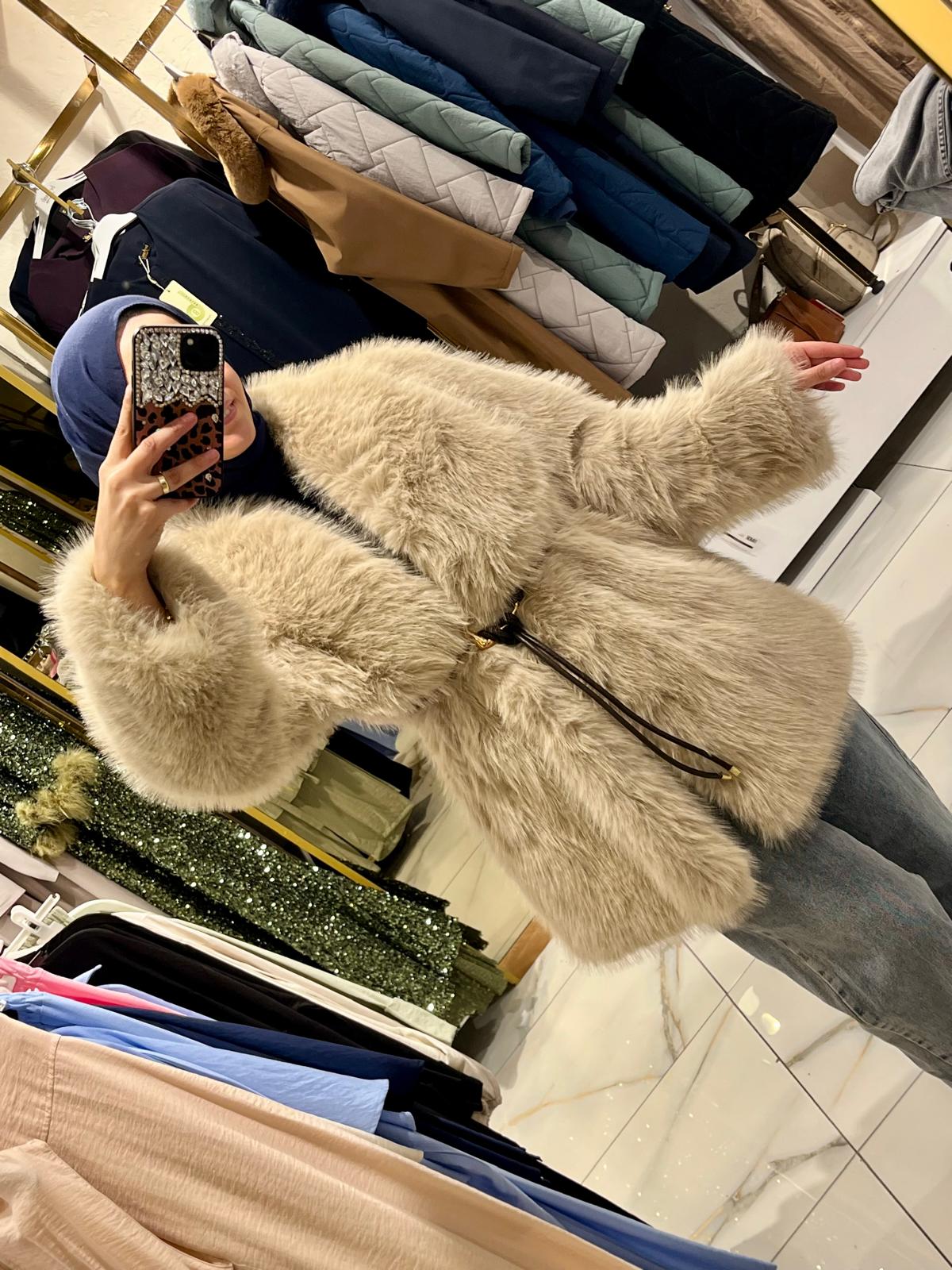Ekru Premium Peluş Kürk